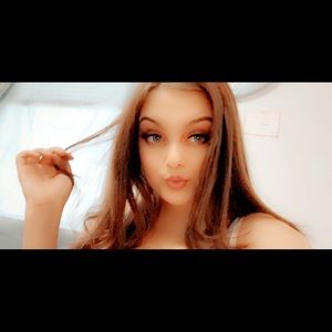 Meet your Posher, Allyson